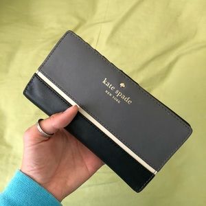 Kate spade gray/ black wallet